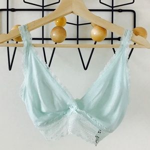 NWOT Lord Taylor Design Lab cotton lace bralette